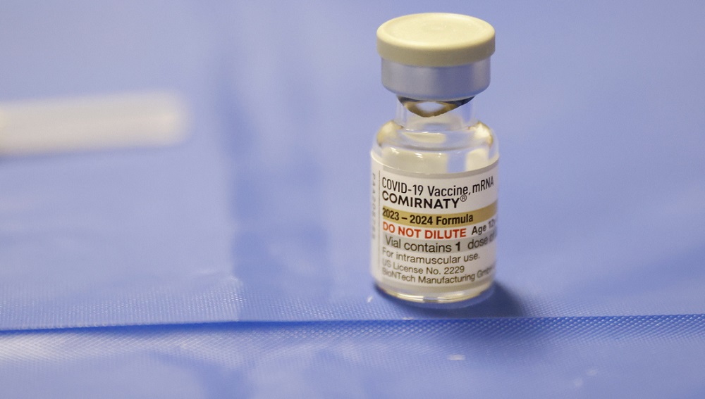Miratohen nga FDA-ja vaksinat e reja kunder COVID-19